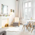 Miodowa Appartement *