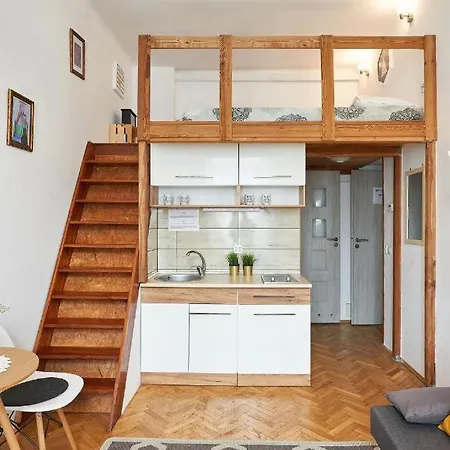 Apartment Miodowa